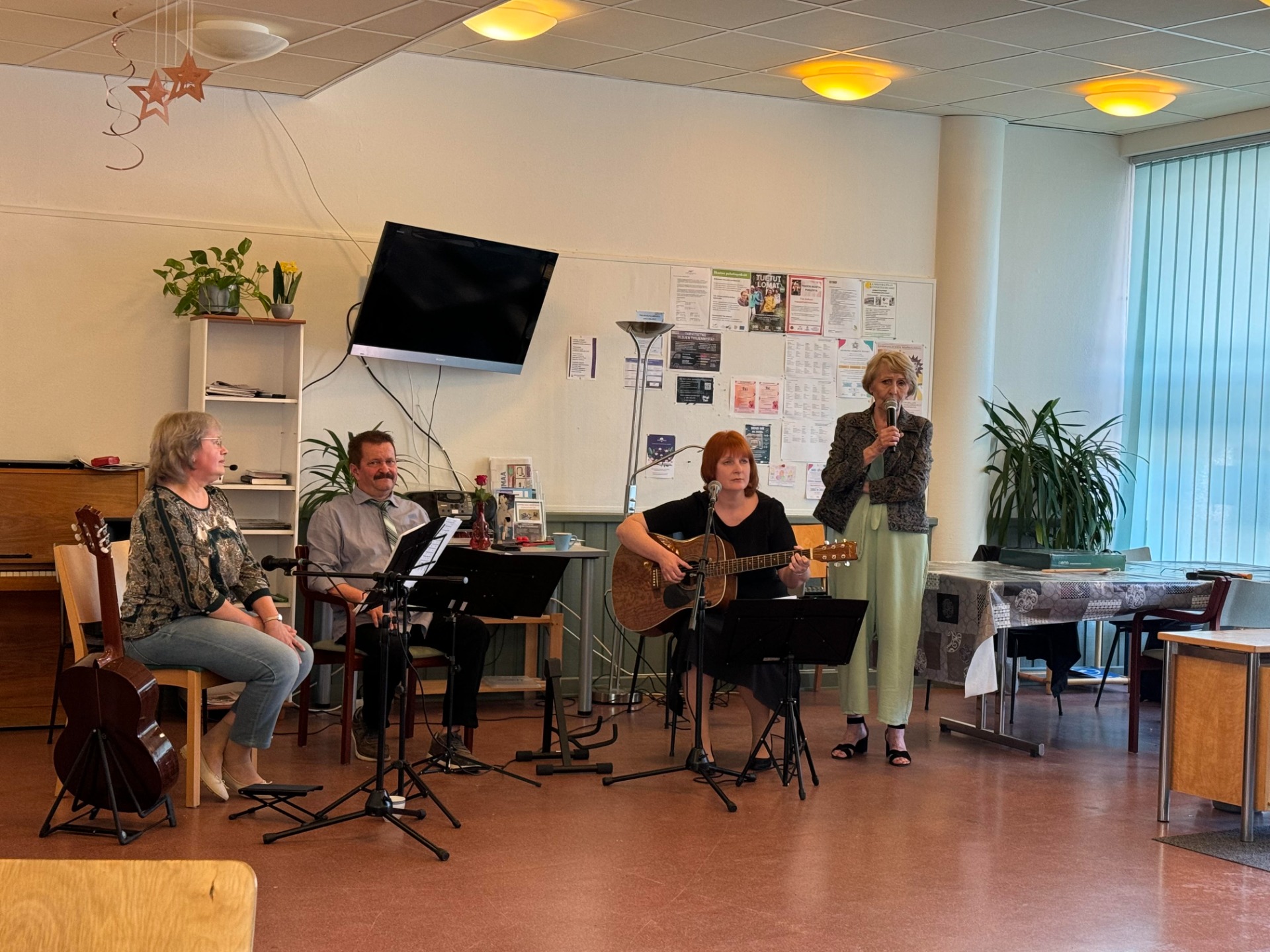 26.05.2024 Venäjä klubi vieraita Savonlinnasta, 100 vuotta B.Okudzhava